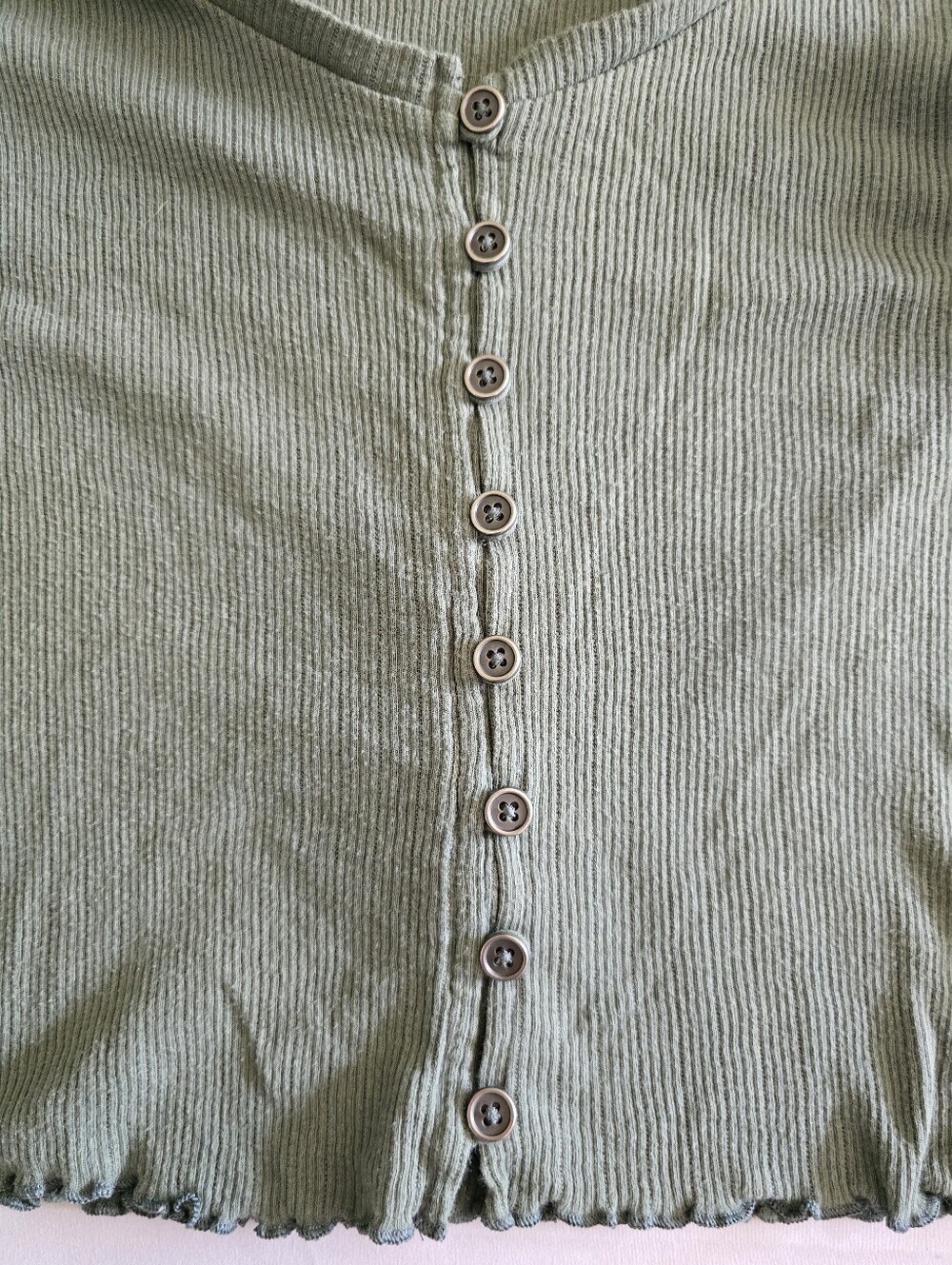 American Eagle Ribbed Button Front Ruffle Hem Long Sleeve Size Small - Picture 4 of 9